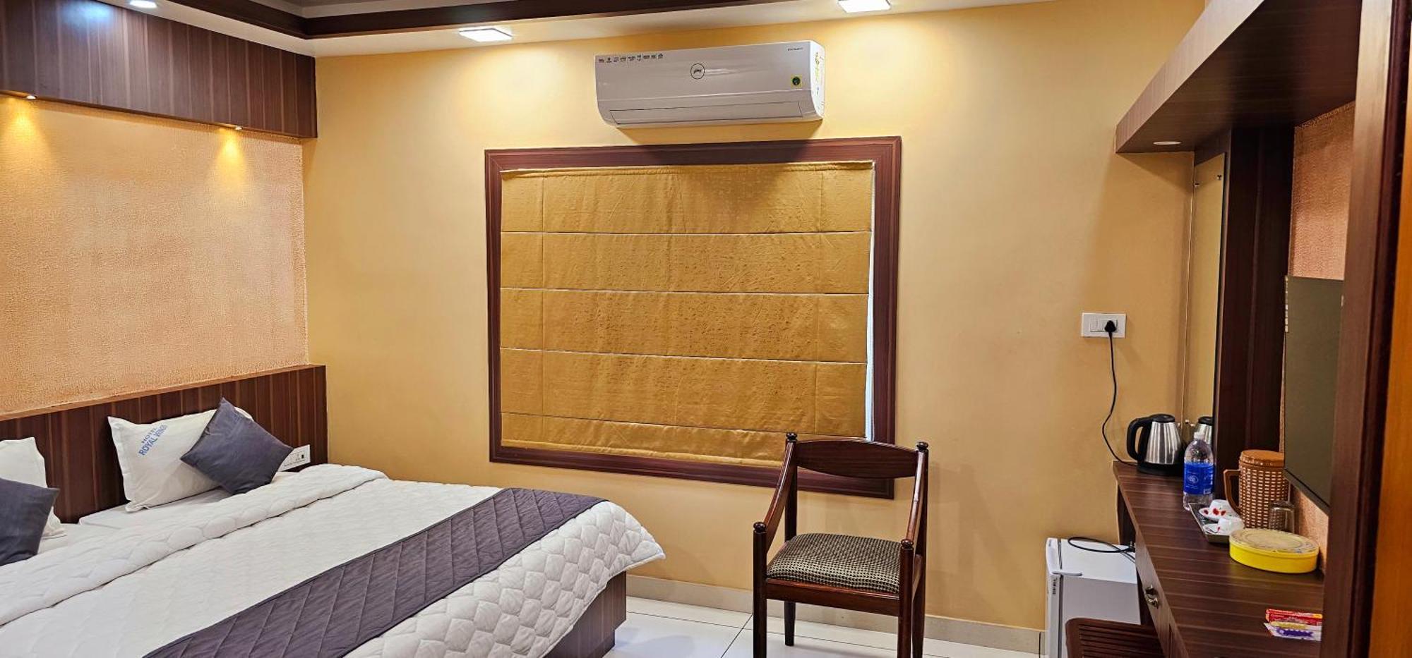Hotel Royal Wings Elur Ngoại thất bức ảnh