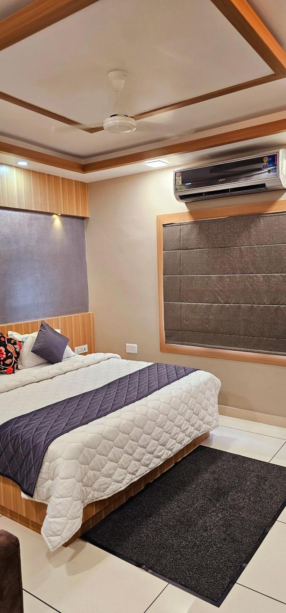 Hotel Royal Wings Elur Ngoại thất bức ảnh